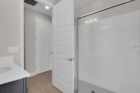 8768 Sonoma Coast Drive, Winter Garden FL - photo 23 of 38