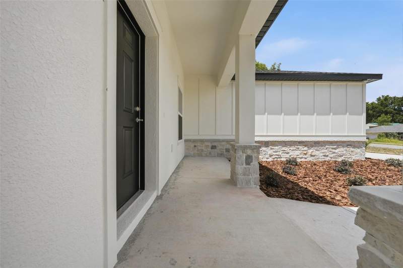 4 bedroom Single Family Residence at 13404 New York Avenue, Astatula Monroe Park, Astatula — photo 5