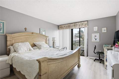 800 S Gulfview Boulevard #403, Clearwater Beach FL - photo 23 of 54