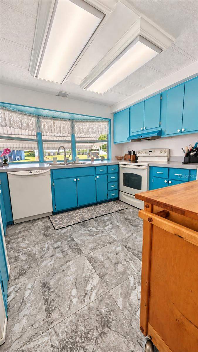 2 bedroom Mobile Home at 39820 US Highway 19 #181, Tarpon Springs, Tarpon Springs — photo 5