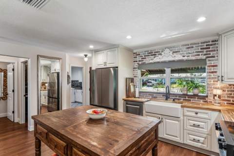 4903 Blue Heron Drive, New Port Richey FL - photo 23 of 80