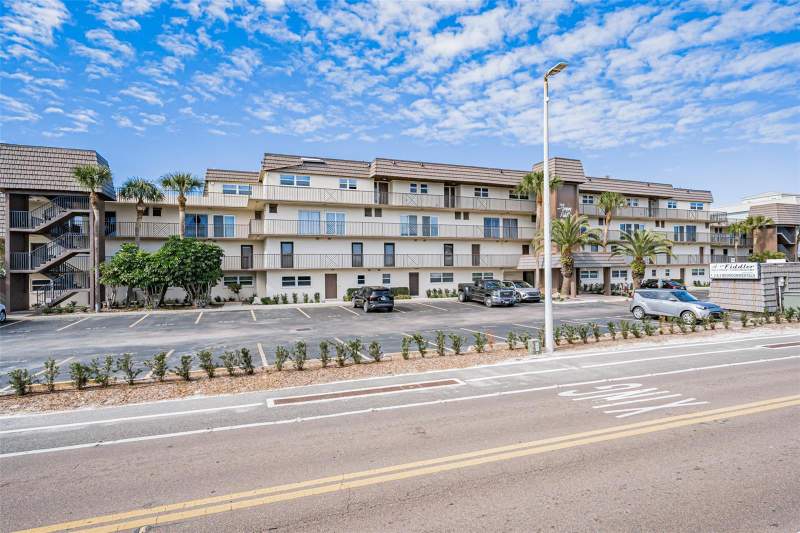 2 bedroom Condominium at 60 Gulf Boulevard #203, Happy Fiddler Condo The, Indian Rocks Beach — photo 2