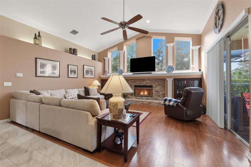 4 bedroom Single Family Residence at 5113 Coopers Hawk Court, Twin Lakes Prcl D2, Valrico — photo 3