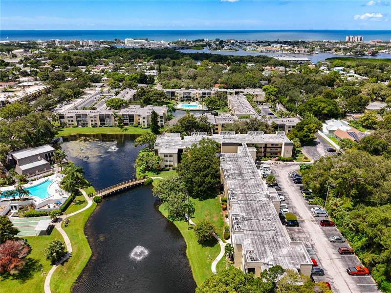 2 bedroom Condominium at 14130 Rosemary Lane #3215, Lakeview Of Largo, Largo — photo 2