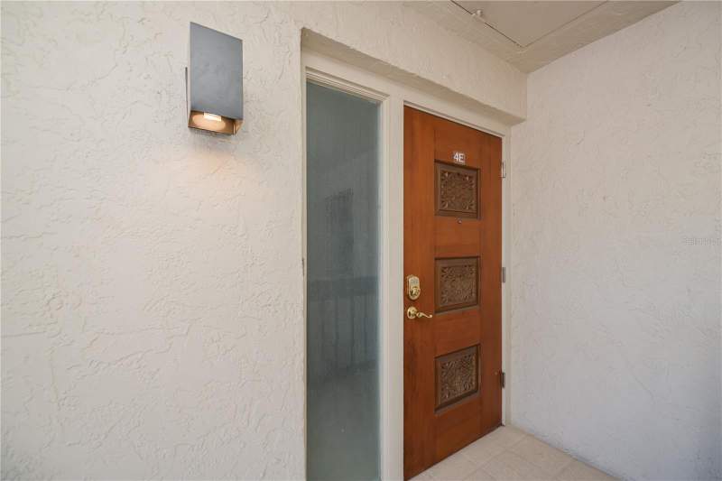2 bedroom Condominium at 4396 Bowsprit Court #4E, Windjammer Village Pt 02 Condo, Fort Myers — photo 2