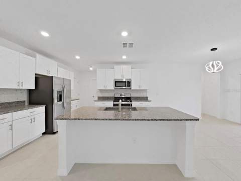36385 Flats Street, Zephyrhills FL - photo 7 of 45