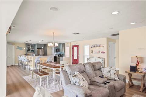 6360 2nd Palm Point, St Petersburg FL - photo 10 of 59