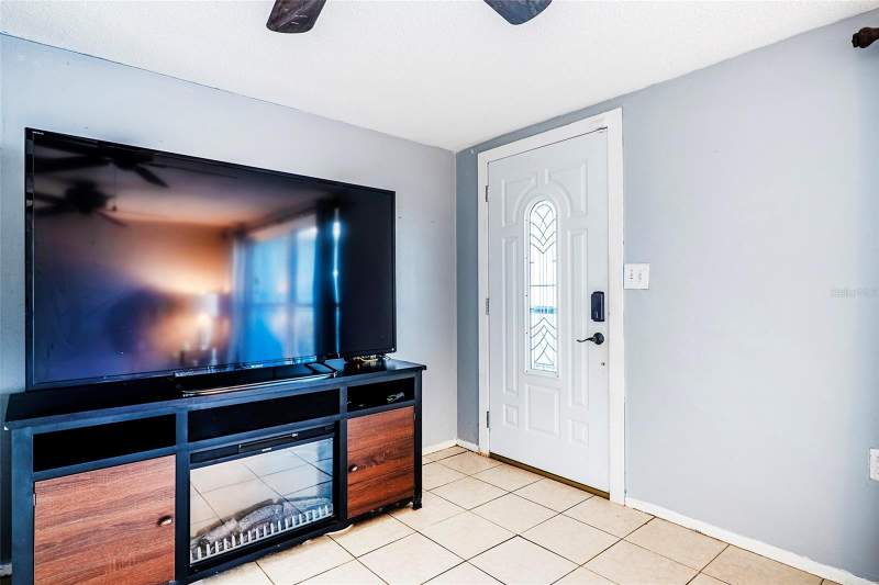 3 bedroom Single Family Residence at 9720 Gray Fox Lane, Regency Park, Port Richey — photo 4
