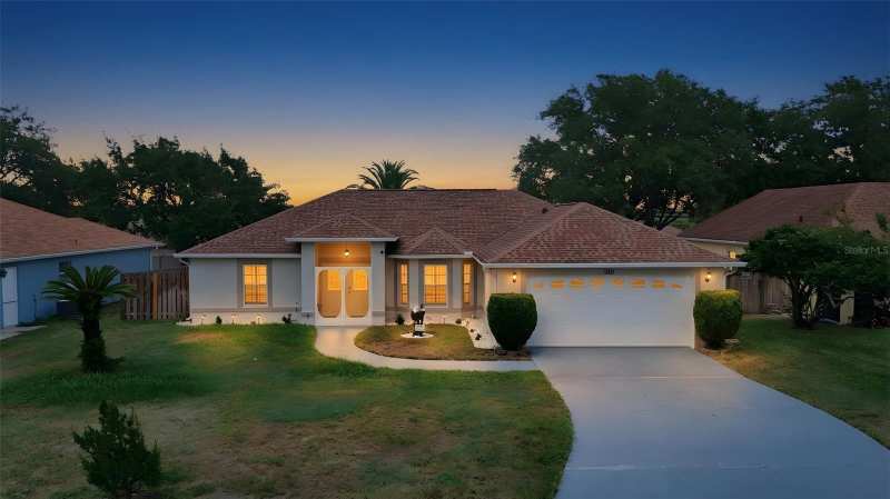 3 bedroom Single Family Residence at 9700 Saragossa Street, Louisa Pointe Ph I, Clermont — photo 1
