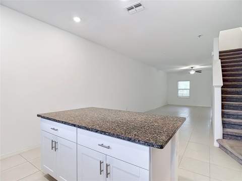 840 Tennyson Mill Circle, Tampa FL - photo 7 of 23