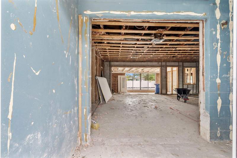 3 bedroom Single Family Residence at 9570 Sun Isle Drive, Sun Plaza Isles, St Petersburg — photo 2