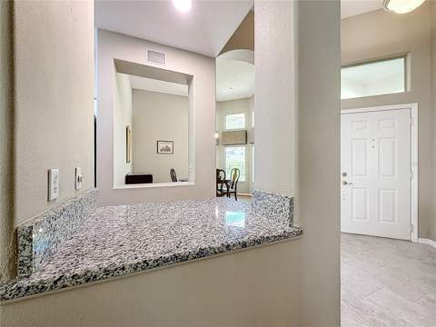848 Crepe Myrtle Circle, Apopka FL - photo 6 of 24