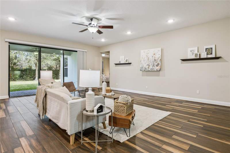 6 bedroom Single Family Residence at 13525 Gorgona Isle Drive, Windermere Isle, Windermere — photo 4