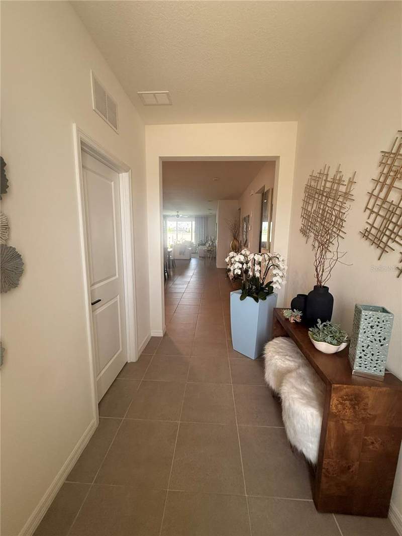 4 bedroom Single Family Residence at 988 Vineyard Ridge Road, Park View/The Hills Ph 2 A Re, Minneola — photo 2