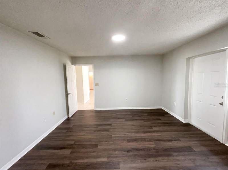 3 bedroom Single Family Residence at 103 Dulverton Way, Poinciana Village 2 Nbhd 1, Kissimmee — photo 4