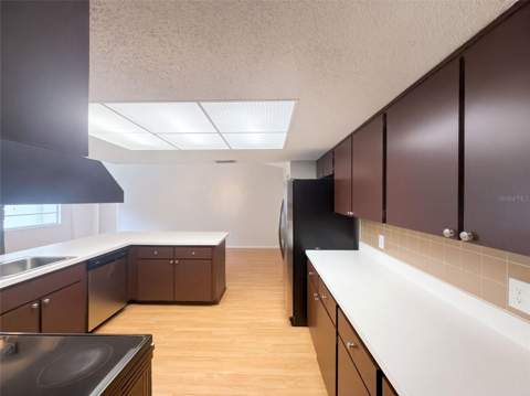 12054 Joe Herrmann Drive, San Antonio FL - photo 6 of 6