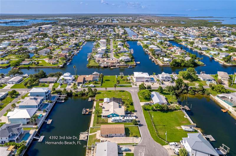 3 bedroom Single Family Residence at 4392 3rd Isle Drive, Hernando Beach, Hernando Beach — photo 4
