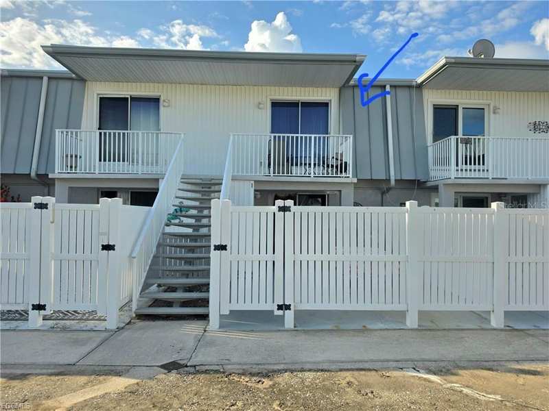 2 bedroom Townhouse at 6777 Winkler Road #134, Regency Condo, Fort Myers — photo 1
