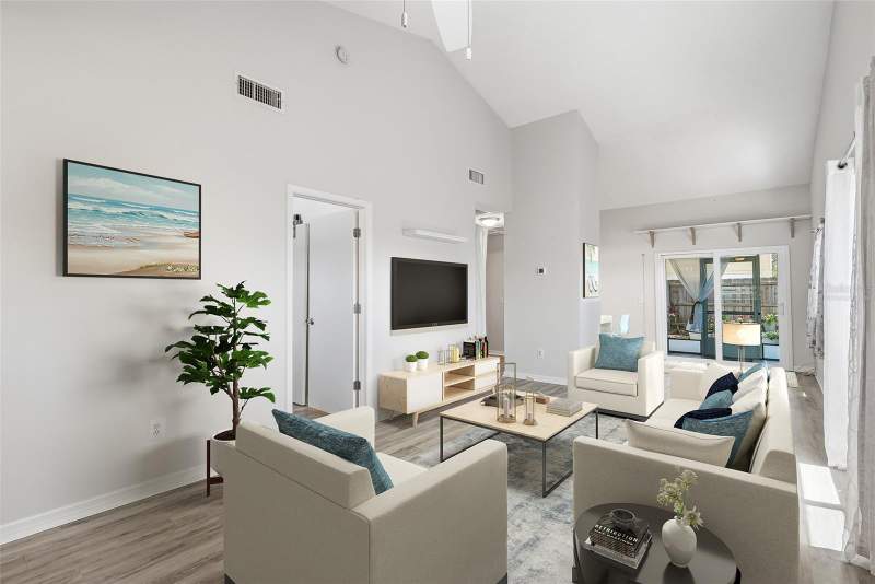 2 bedroom Condominium at 366 47th Avenue #5, Northeast Villas Condo, St Petersburg — photo 3
