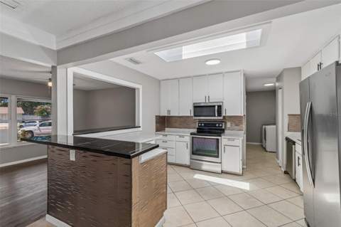 7111 Gateway Court, Tampa FL - photo 19 of 69
