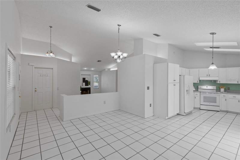 3 bedroom Single Family Residence at 5116 Plantation Drive, Colonial Oaks, Holiday — photo 5
