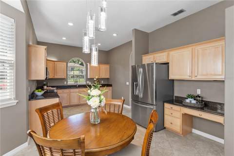 690 Oak Hollow Way, Altamonte Springs FL - photo 13 of 44