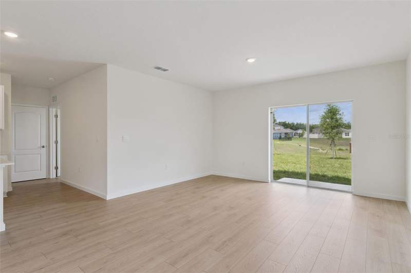 5 bedroom Single Family Residence at 3038 HOUSE FINCH ROAD, HARMONY WEST, ST CLOUD — photo 3