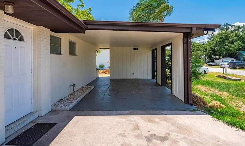 2 bedroom Single Family Residence at 21358 Burkhart Drive, Port Charlotte, Port Charlotte — photo 2