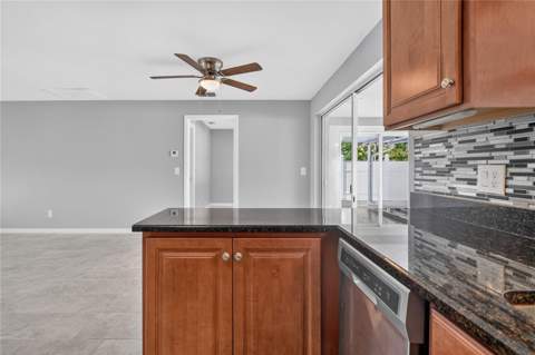 487 Lake Hill Lane, Largo FL - photo 16 of 32