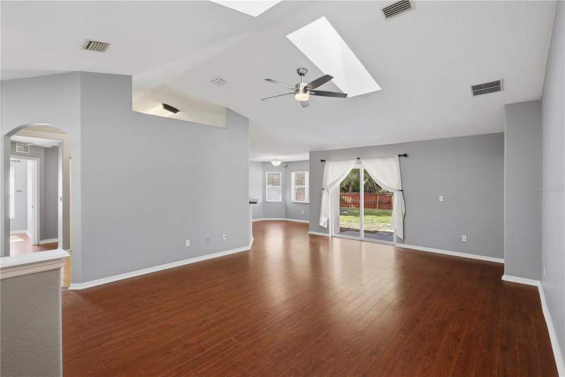 3 bedroom Single Family Residence at 90 Zephyr Lily Trail, Palm Coast Sec 63, Palm Coast — photo 3