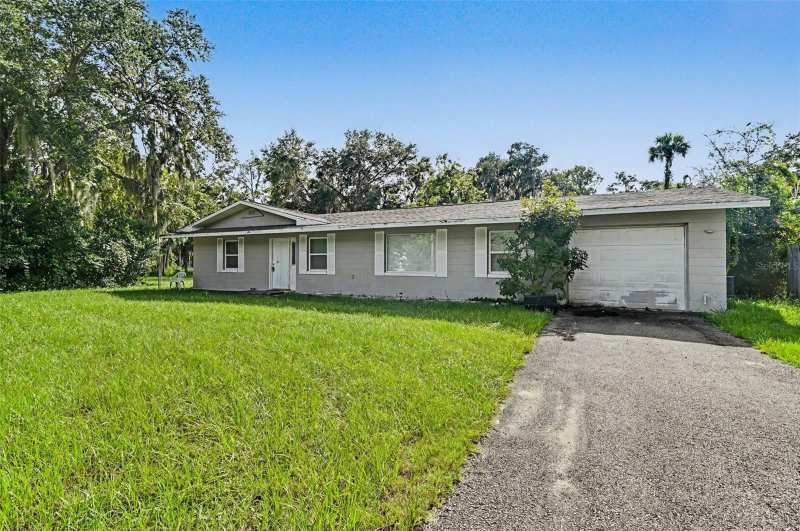 4 bedroom Single Family Residence at 624 N Duss Street, Joint Venture Sub, New Smyrna Beach — photo 1