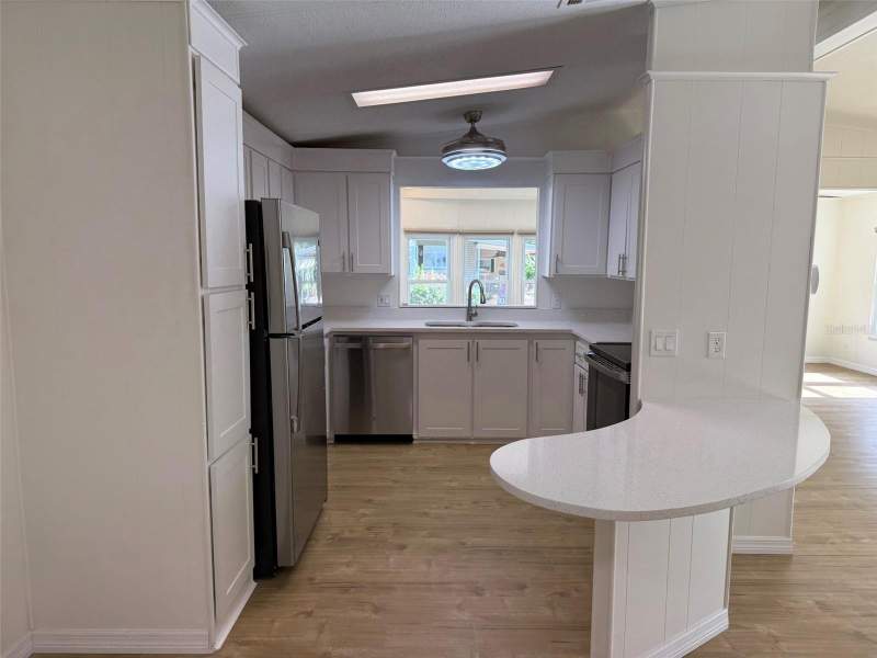 2 bedroom Manufactured Home at 130 Clubview Drive #2, Briar Creek Mobile Home Community II Condo, Safety Harbor — photo 4