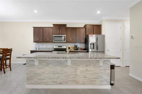3449 Twin Flower Court, Clermont FL - photo 10 of 37