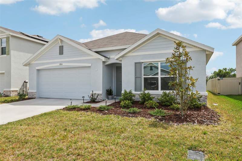 4 bedroom Single Family Residence at 1804 Tahitian Sunrise Drive, North Park Isle Ph 2B & 3A, Plant City — photo 2