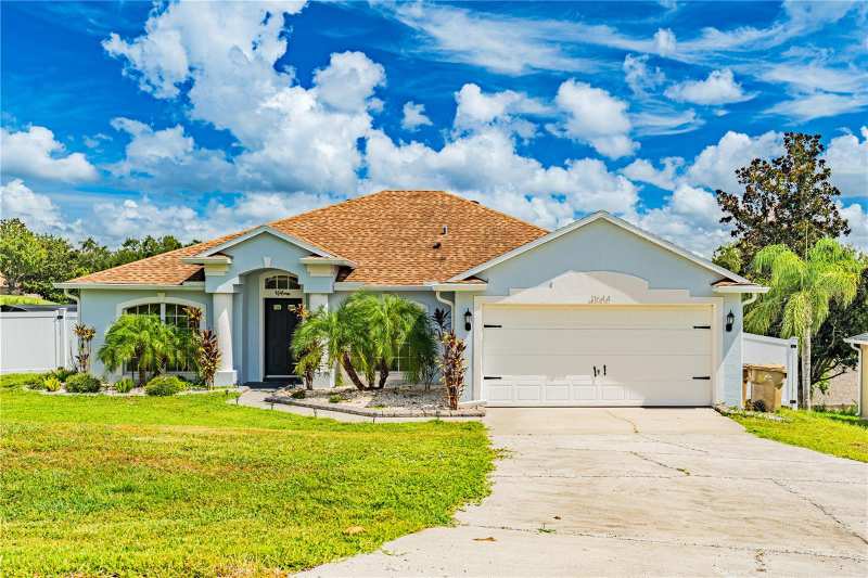 4 bedroom Single Family Residence at 11644 Pineloch Loop, Pineloch Ph II Sub, Clermont — photo 1