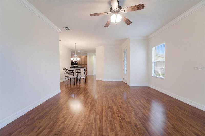 3 bedroom Single Family Residence at 10419 Belfry Circle, Eagle Creek Ph 1C Vlg E, Orlando — photo 4
