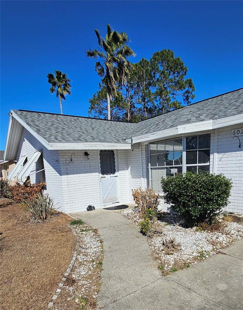 3 bedroom Single Family Residence at 6020 17th Street, Park Hill Sub, Zephyrhills — photo 2
