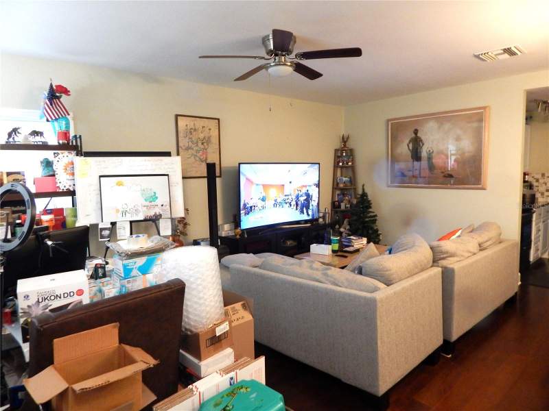 3 bedroom Single Family Residence at 8608 N 9th Street, Sulphur Spgs Add, Tampa — photo 3