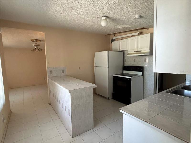 4 bedroom Single Family Residence at 6328 30TH WAY, WASHINGTON TERRACE, ST PETERSBURG — photo 5