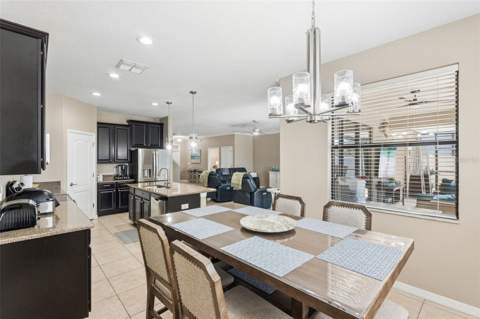 2850 Spring Breeze Way, Kissimmee FL - photo 8 of 37