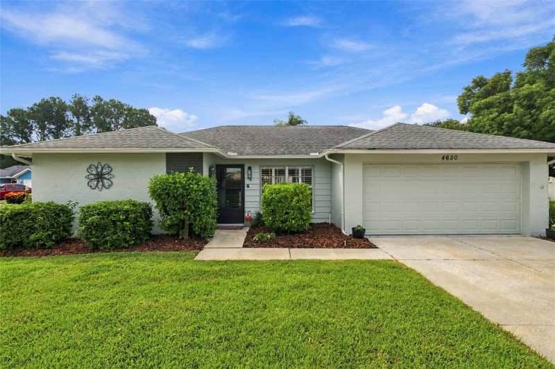 2 bedroom Single Family Residence at 4620 Tiburon Drive, Heritage Lake, New Port Richey — photo 1
