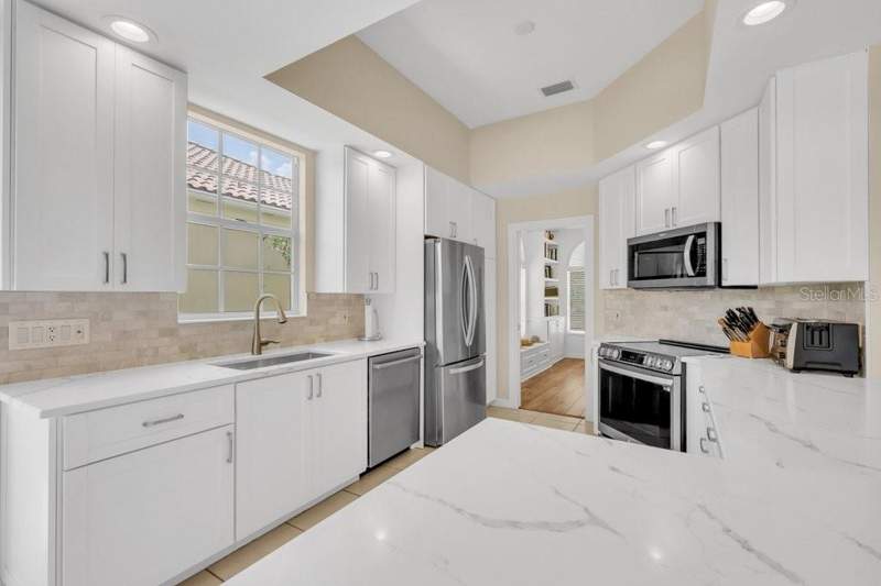 3 bedroom Single Family Residence at 8375 Jesolo Lane, Villagewalk, Sarasota — photo 5