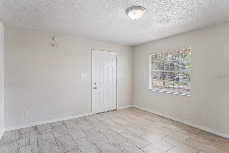 4 bedroom Single Family Residence at 9608 N 10th Street, Castle Heights Map, Tampa — photo 3