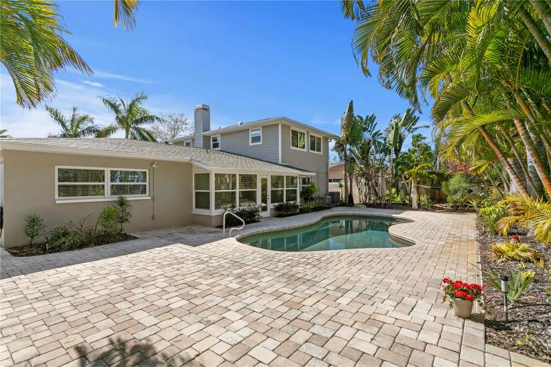 4 bedroom Single Family Residence at 6604 BLUE HERON DRIVE, PASADENA GOLF CLUB ESTATES SEC 4, ST PETERSBURG — photo 4