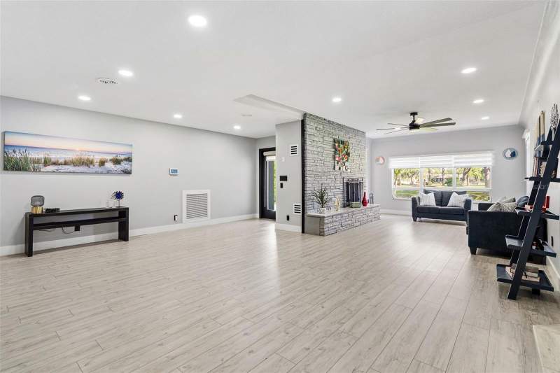 4 bedroom Single Family Residence at 6228 7th Avenue, Eagle Crest, St Petersburg — photo 5