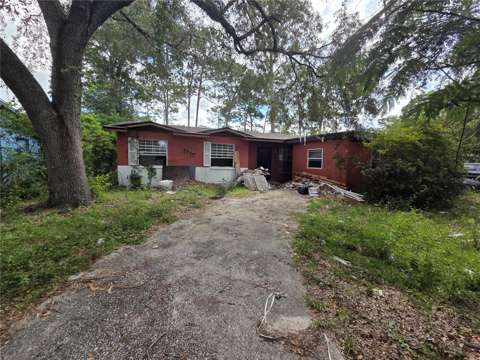 1129 NE 24Th Terrace, home for sale in Gainesville 32641