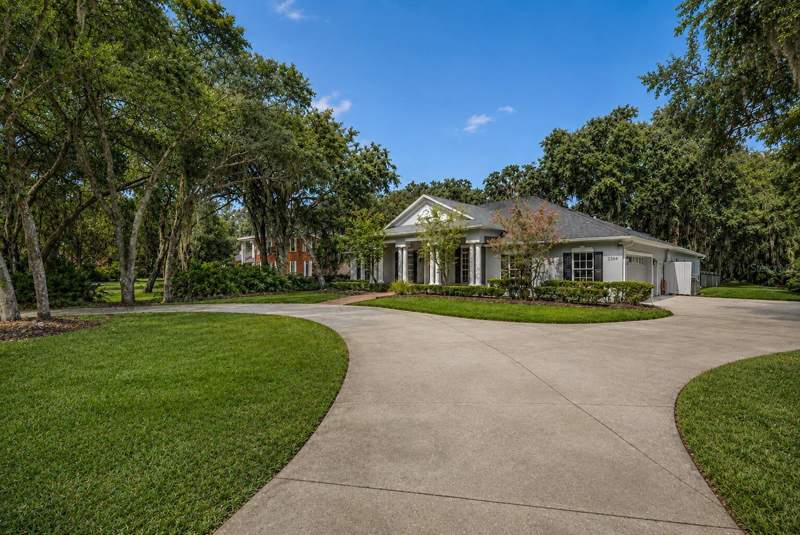 5 bedroom Single Family Residence at 2304 Indian Mound Trail, Hidden Harbor, Kissimmee — photo 2