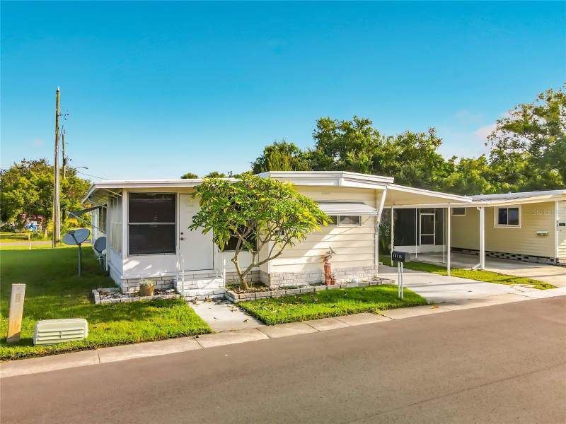 2 bedroom Mobile Home at 10118 N Lake Drive #30, Holiday Shores Mobile Park Unrec, Largo — photo 3