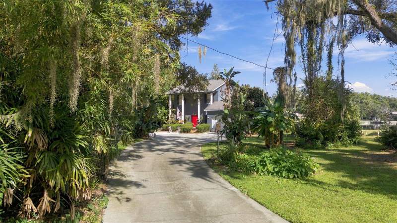 4 bedroom Single Family Residence at 8022 Tierra Verde Drive, Herchel Heights Rev, Tampa — photo 4