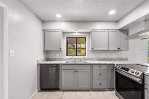 1804 NW 36th Terrace, Gainesville FL - photo 11 of 39